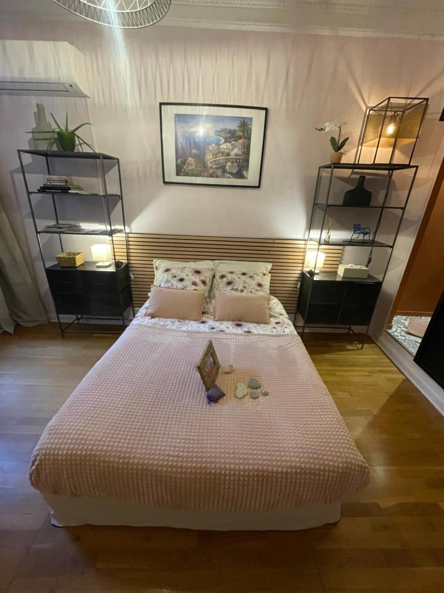 D Hotes Homestay Nice